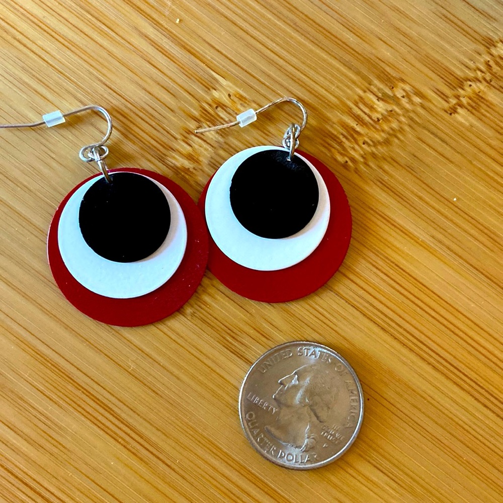 Circle earrings